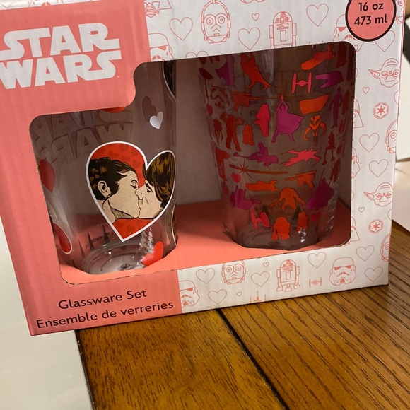 Disney Other - Star Wars 16 oz Glassware Set
